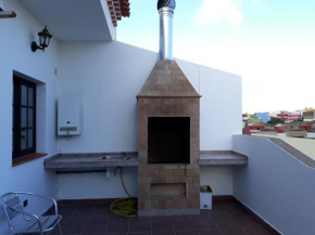 Apartamento con terraza privada y barbacoa